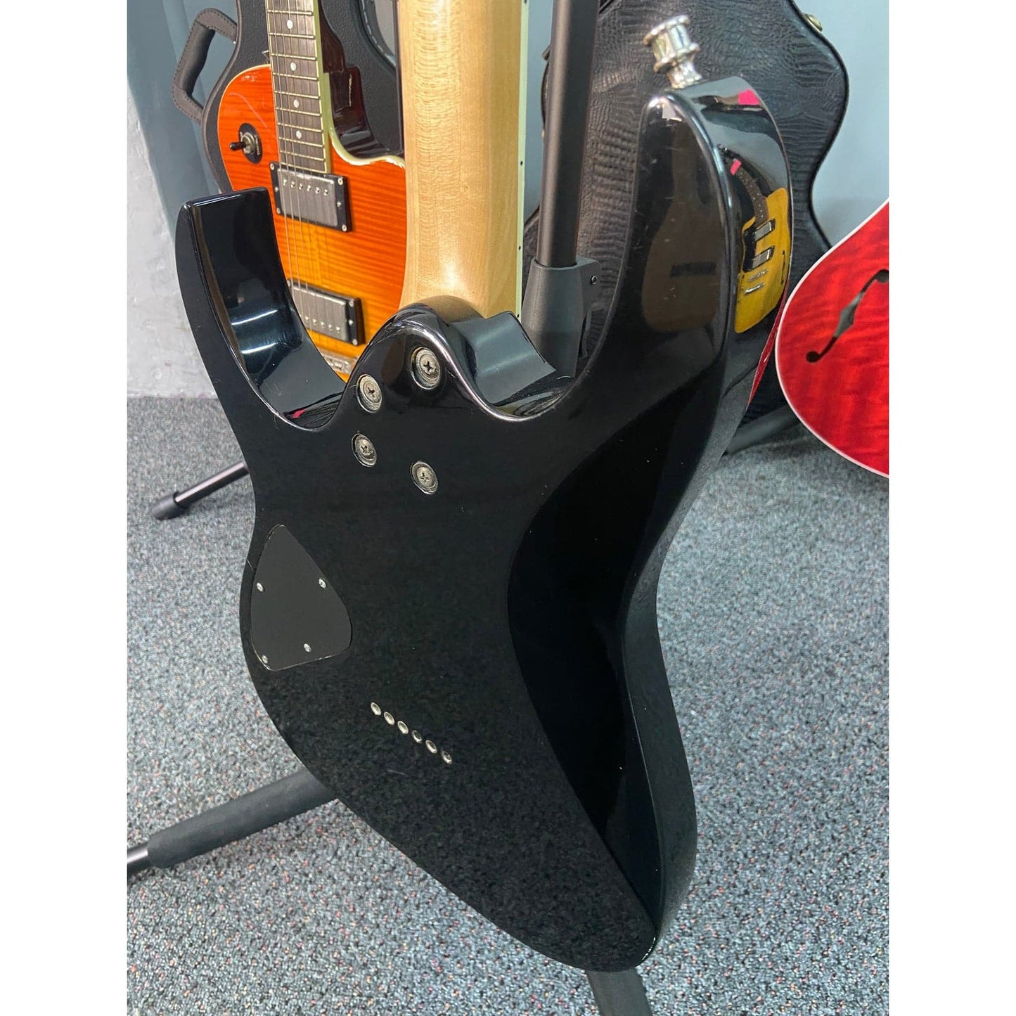 Electric Guitars Ibanez GIG Guitars