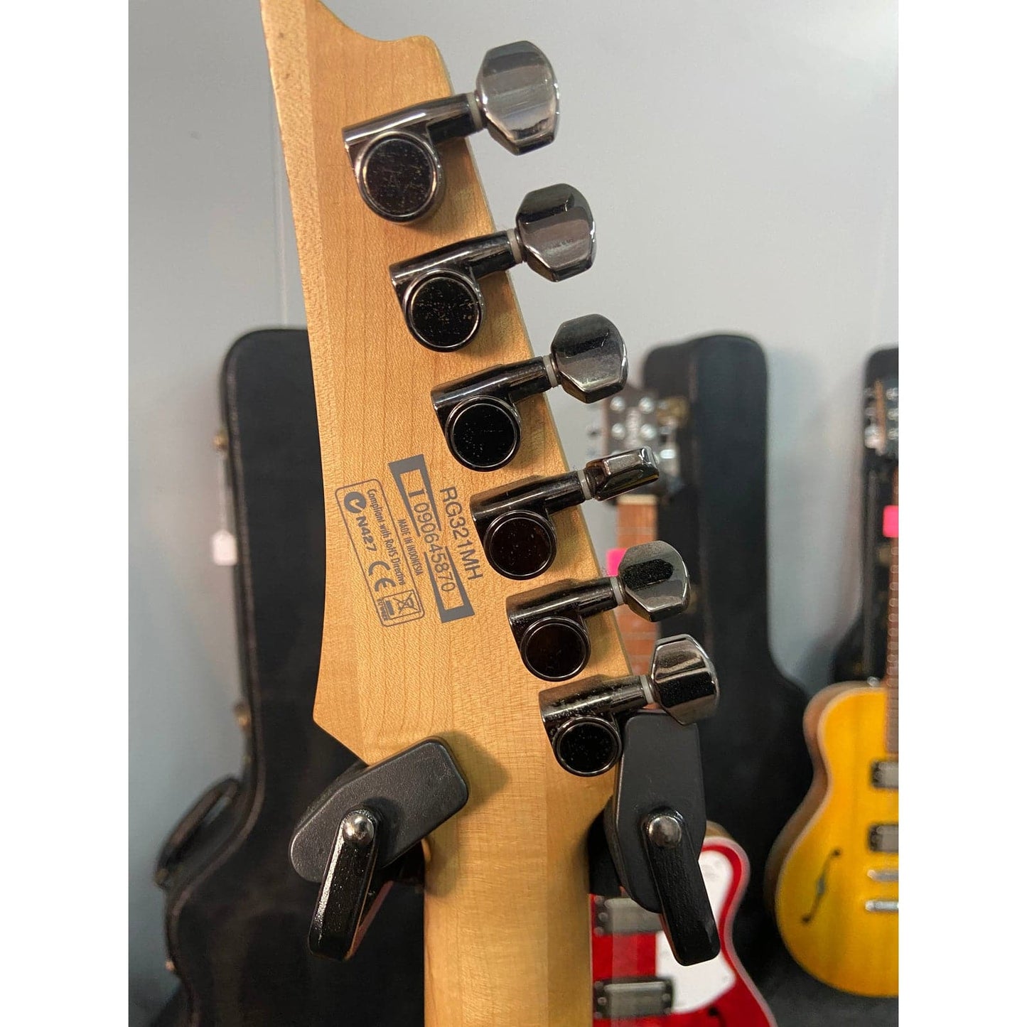 Electric Guitars Ibanez GIG Guitars