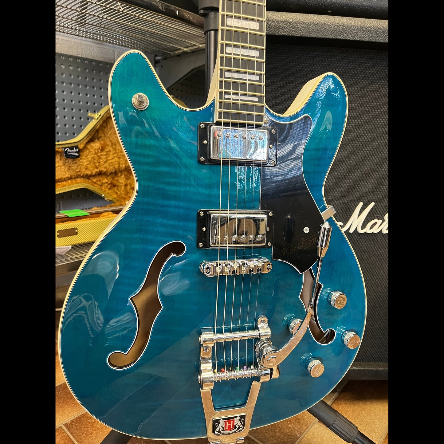 Hagstrom Tremar Viking Deluxe Semi-Hollow Guitar with Branded Hardcase Hagstrom Guitars Semi-Hollow Guitars