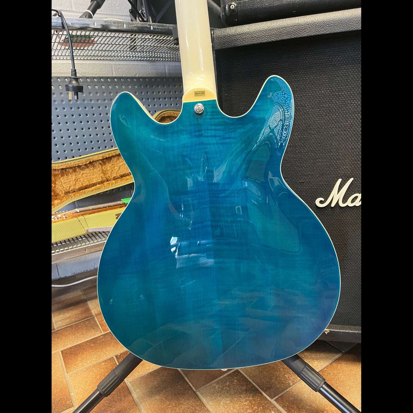 Hagstrom Tremar Viking Deluxe Semi-Hollow Guitar with Branded Hardcase Hagstrom Guitars Semi-Hollow Guitars