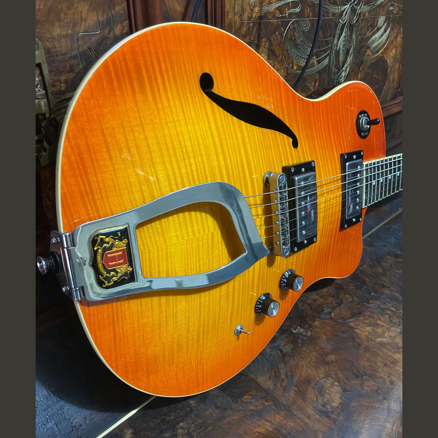 Hagstrom 2007 Limited Edition D2F Deluxe-F Mandarin Burst
