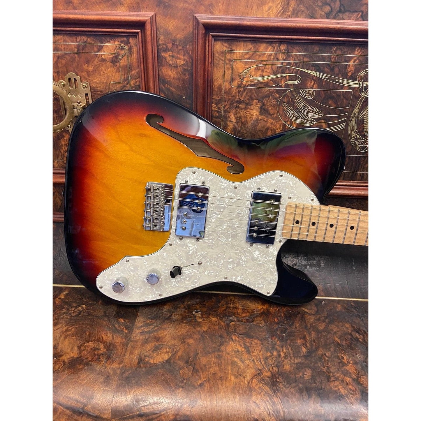 Fender Telecaster Thinline Classic Series ’72 Sunburst 2014