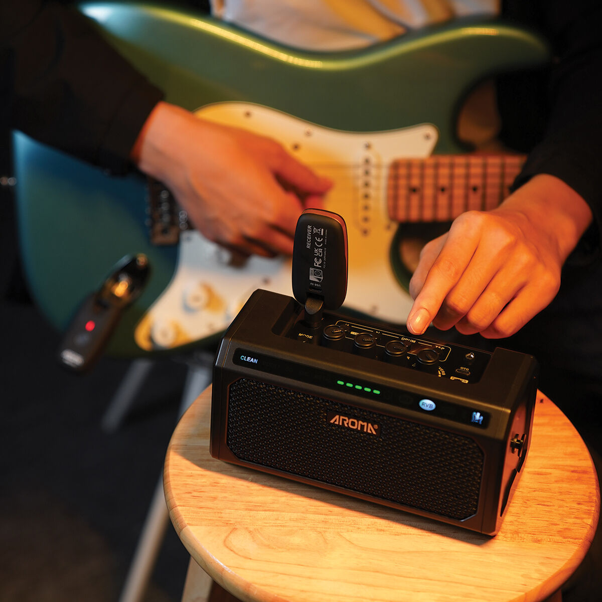 Aroma 10W Electric Guitar Amplifier with Drum Machine
