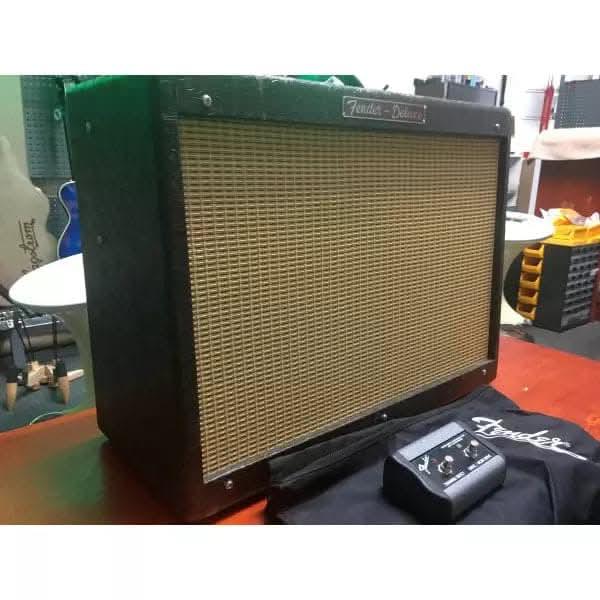 Electric Amps Fender GIG Guitars