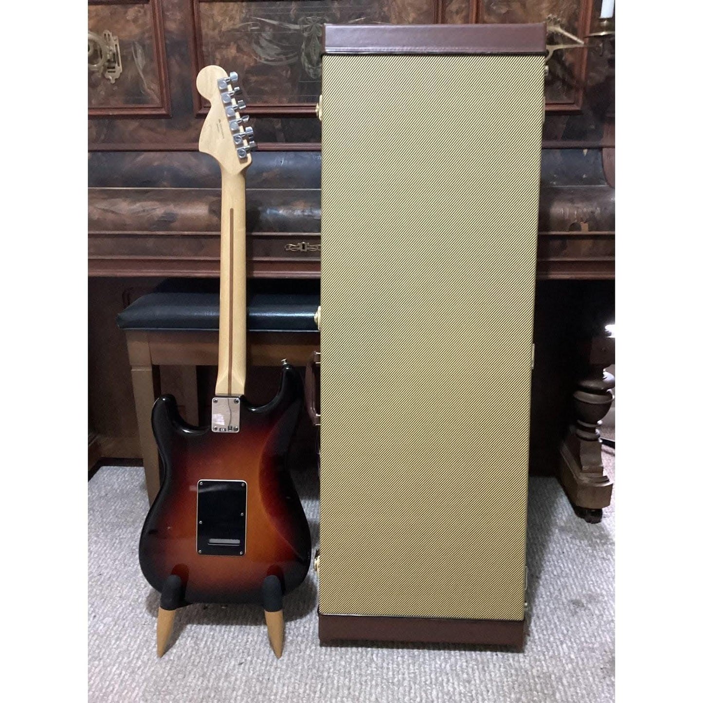 Electric Guitars Fender GIG Guitars