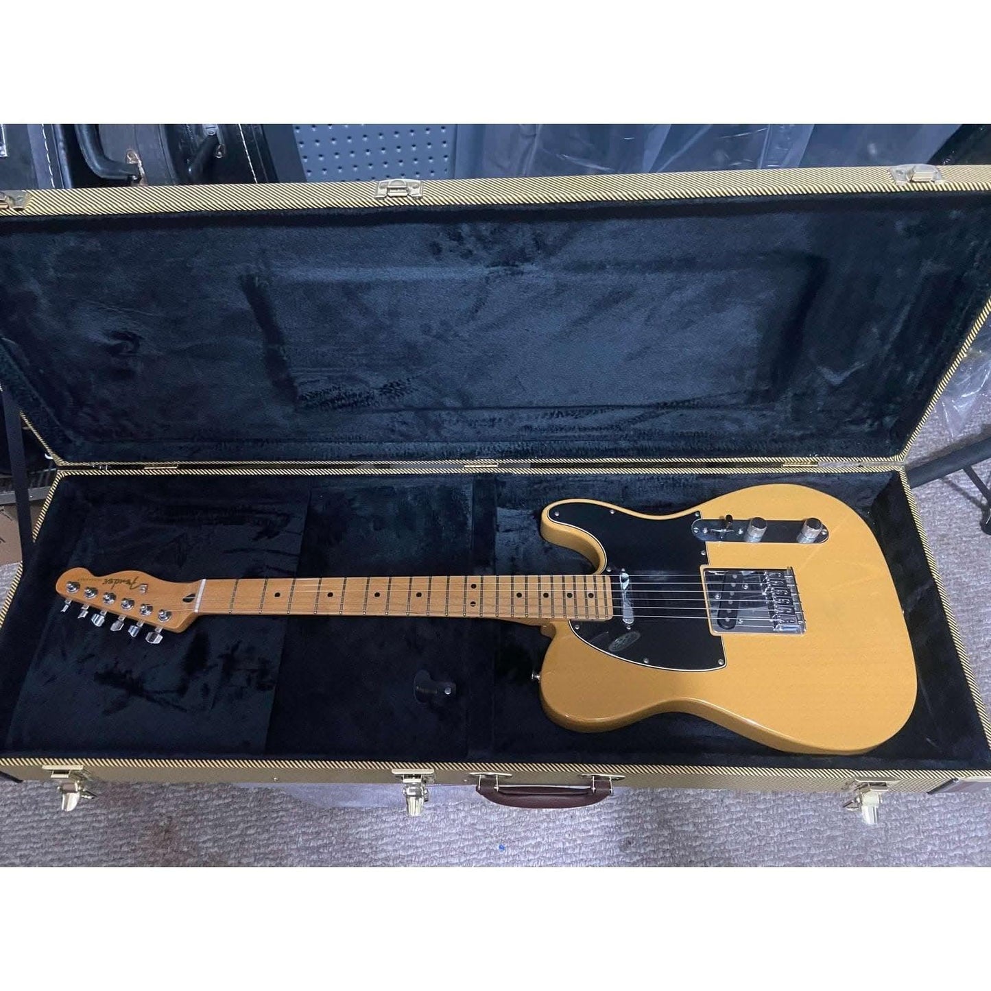 Electric Guitars Fender GIG Guitars