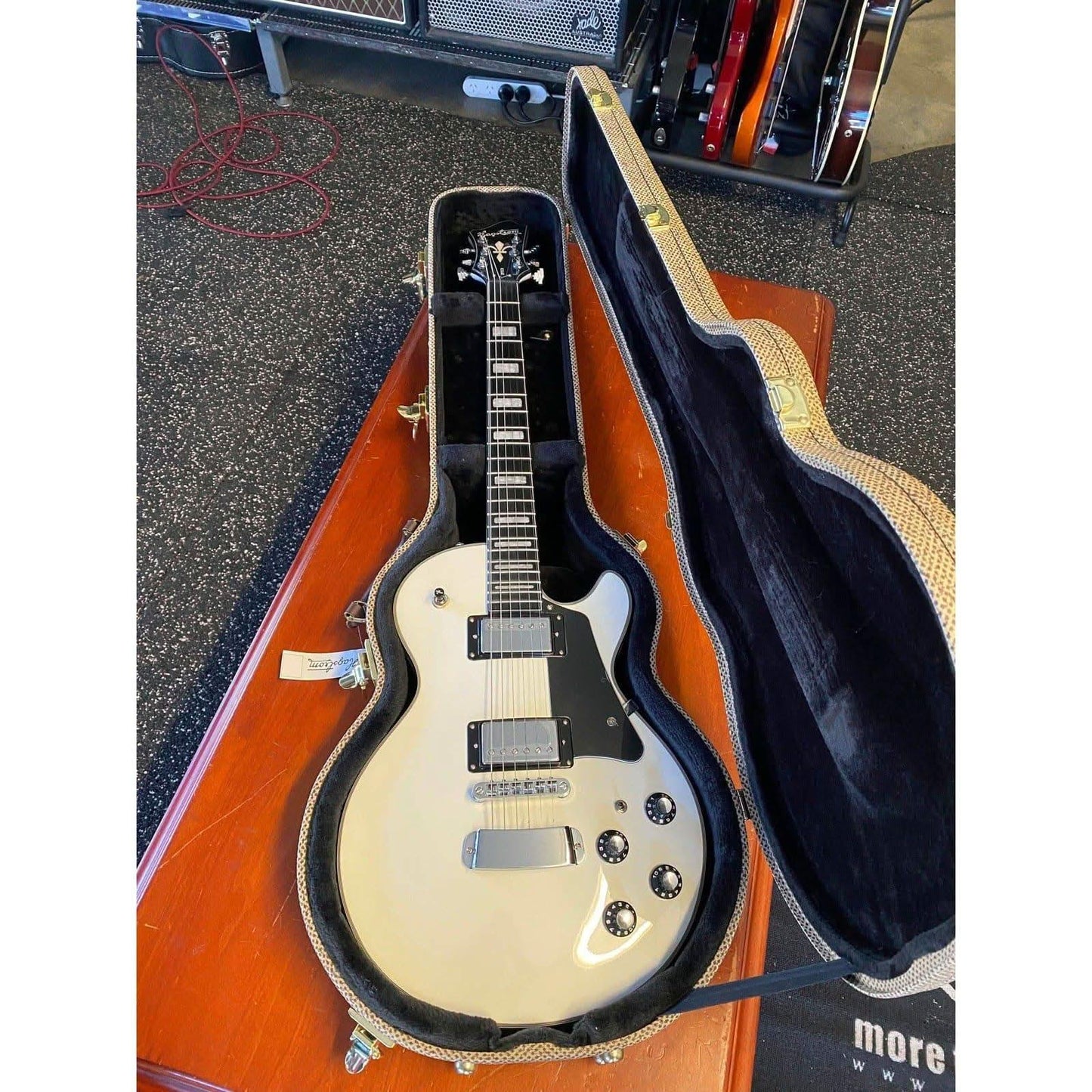 Hagstrom Super Swede Guitar in White Gloss