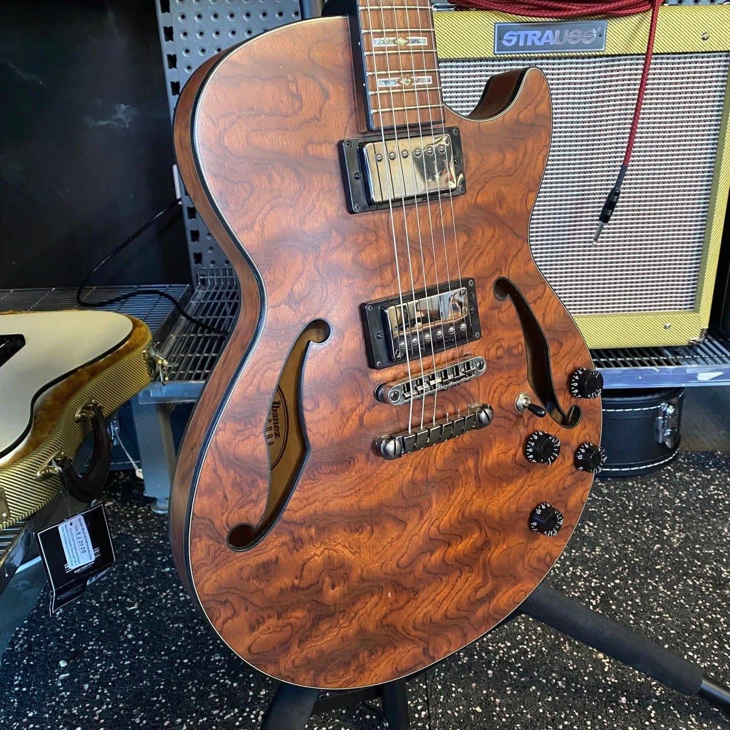 Semi-Hollow Guitars Ibanez GIG Guitars