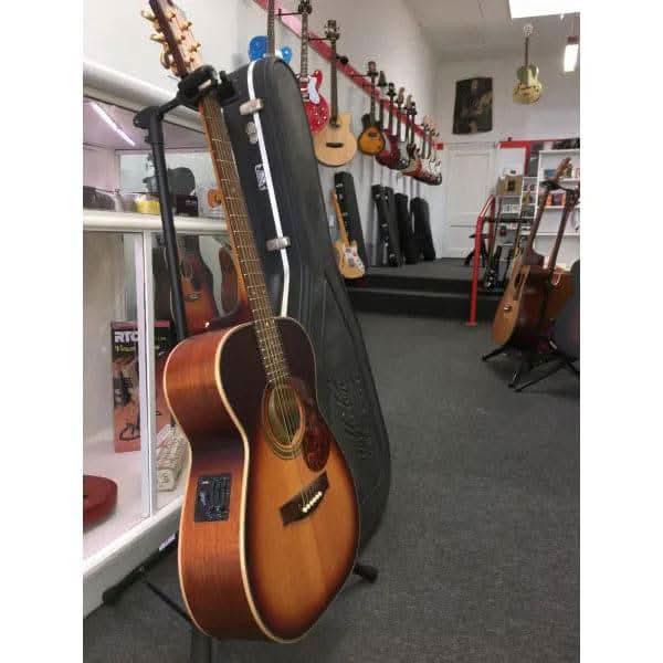 Acoustic/Electric Guitars Maton GIG Guitars