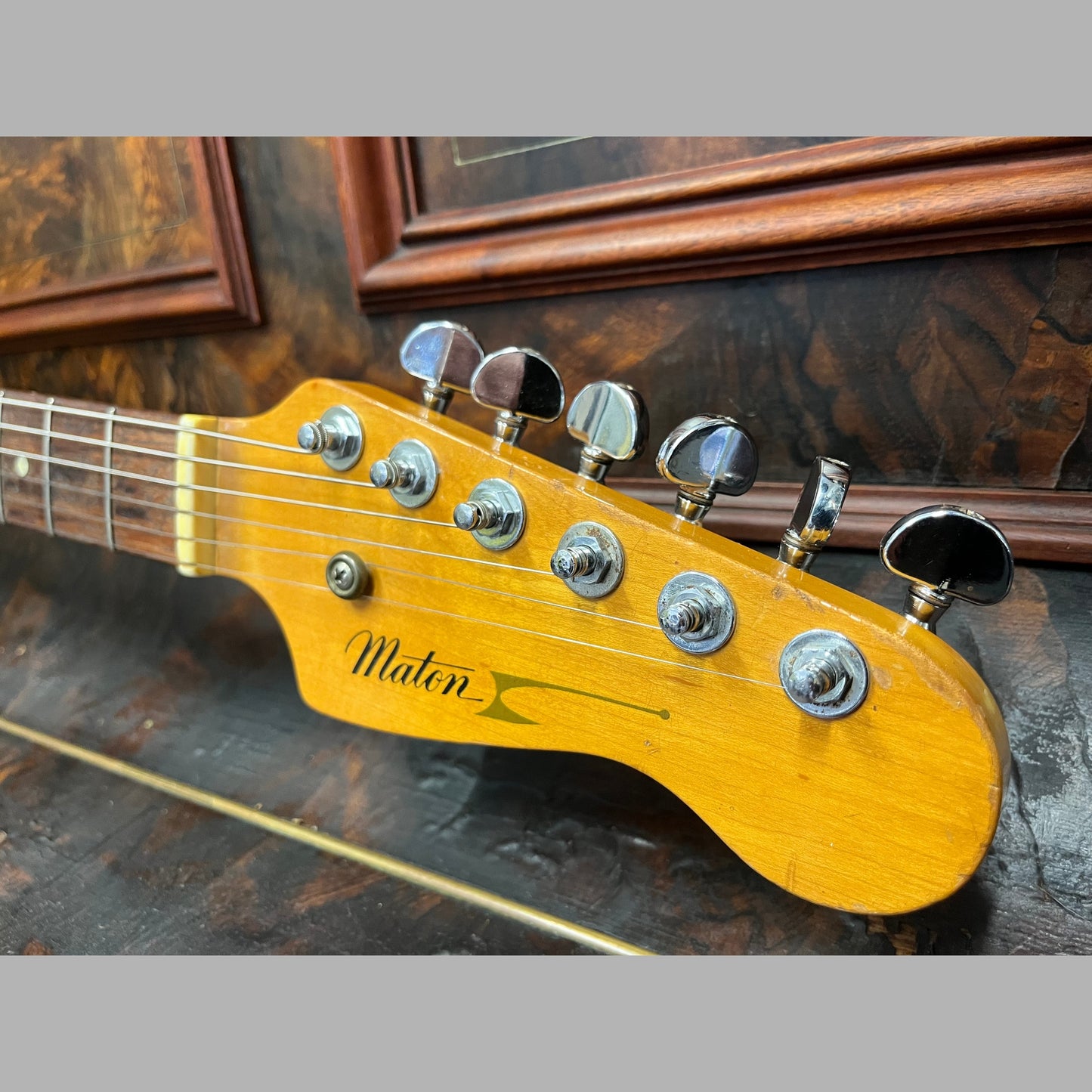 Electric Guitars Maton GIG Guitars