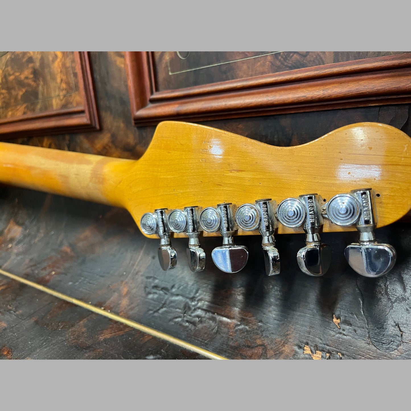 Electric Guitars Maton GIG Guitars