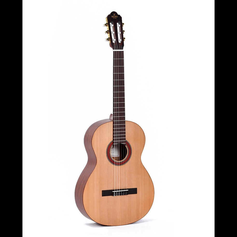Sigma CM‑2 – Classical Guitar with Solid Cedar Top