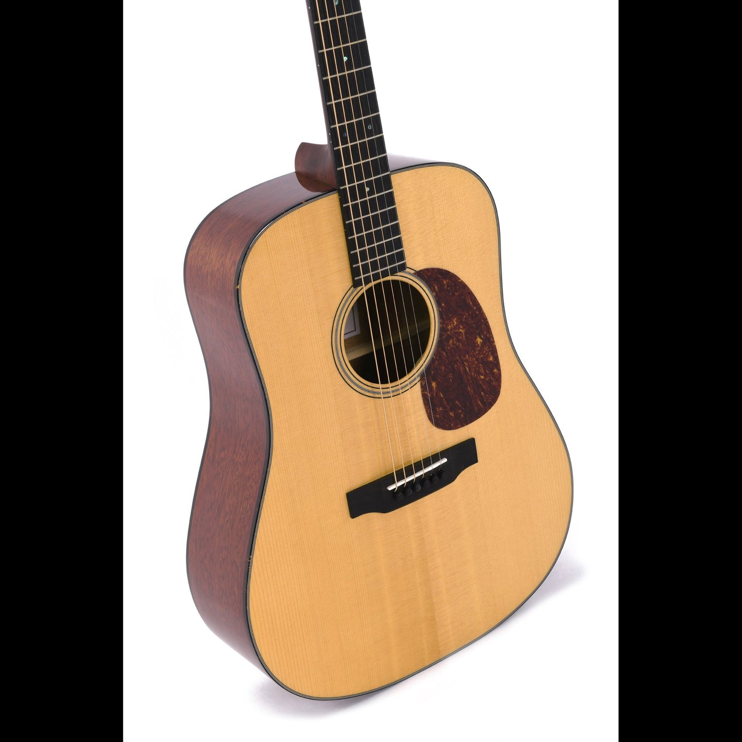 Sigma SDM‑18 – All‑Solid Mahogany Slope‑Shoulder Dreadnought Acoustic Guitar