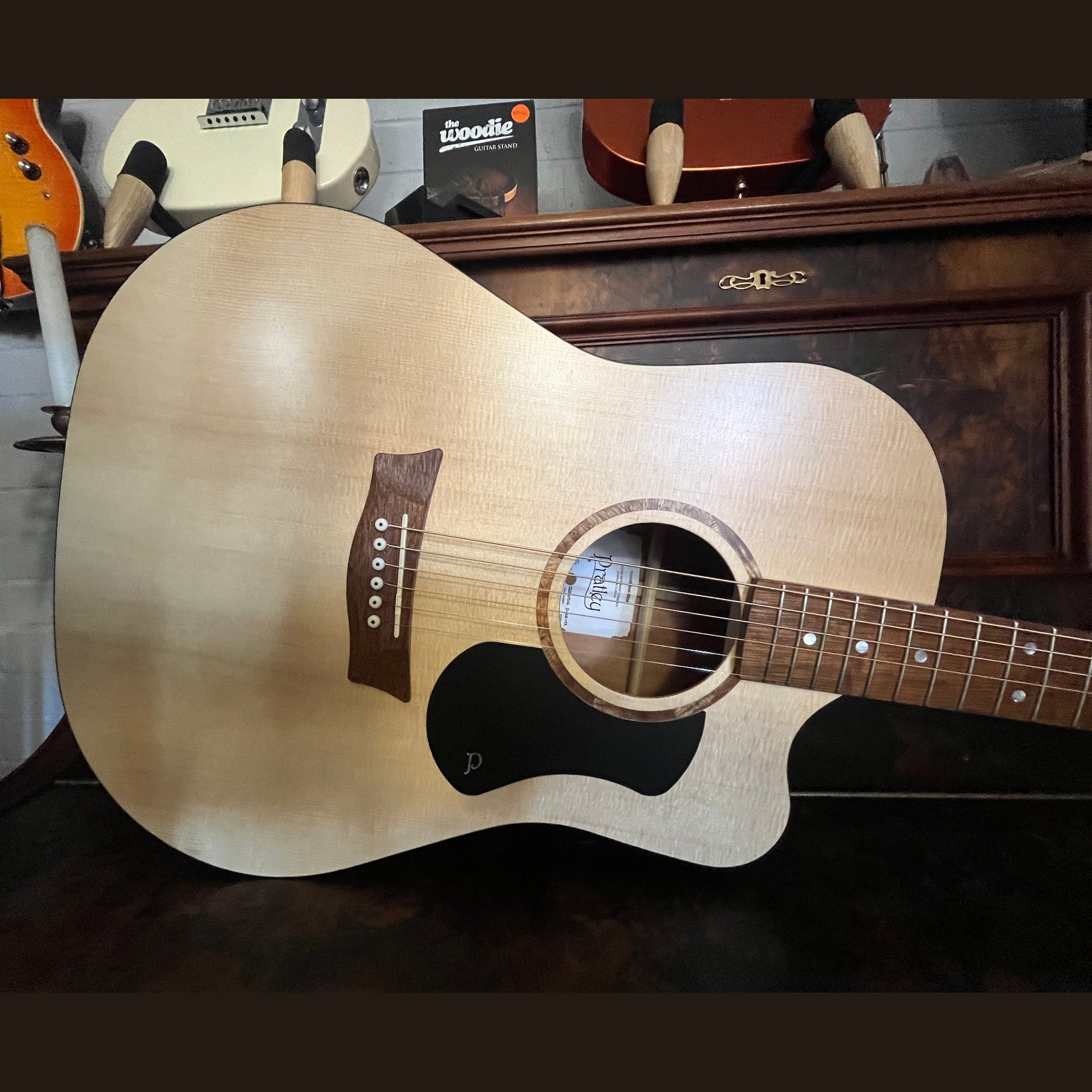 Pratley Classic Series Dreadnought Cutaway Model Solid Spruce Top, Solid Maple B/S Pratley Guitars Acoustic Guitars