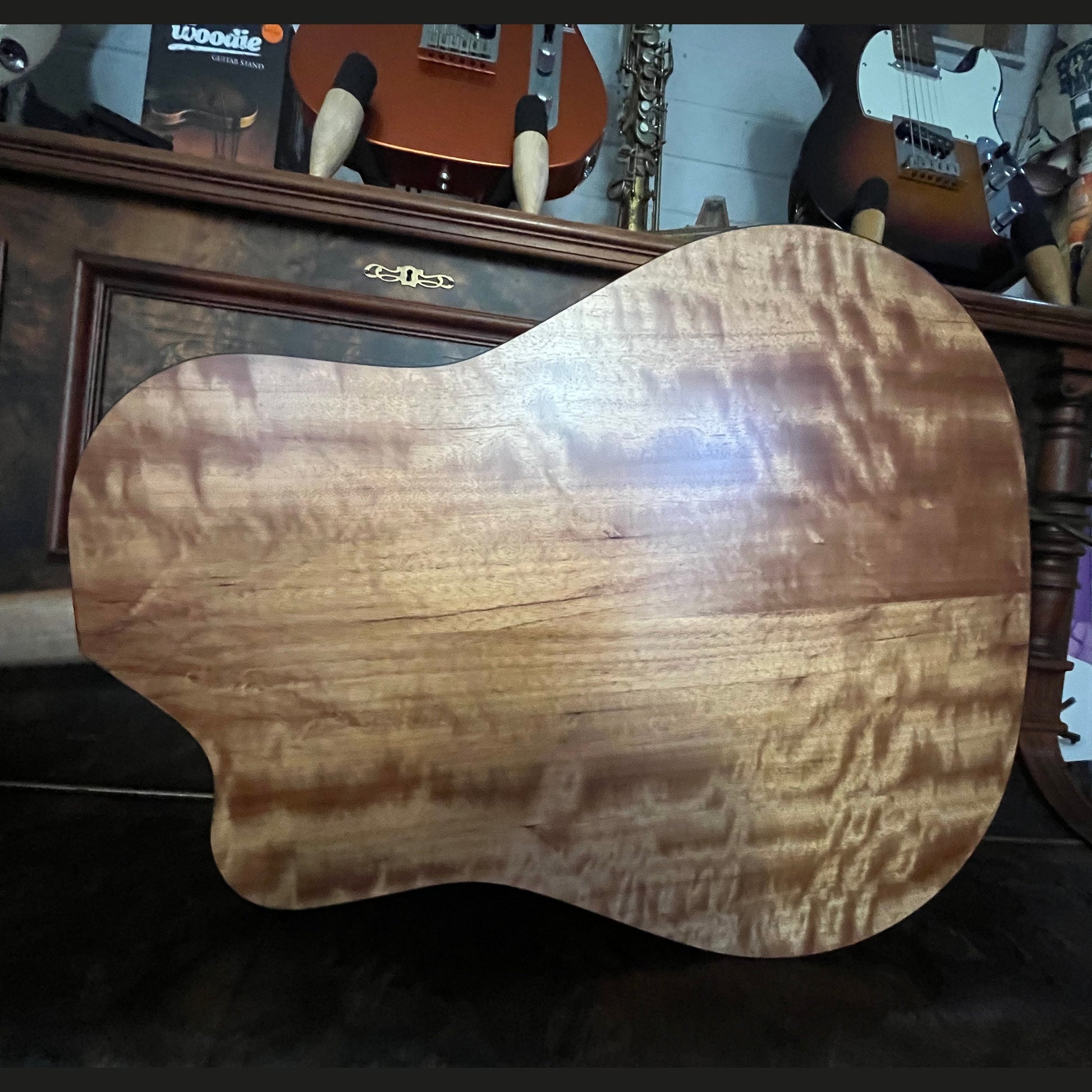 Pratley Classic Series Dreadnought Cutaway Model Solid Spruce Top, Solid Maple B/S Pratley Guitars Acoustic Guitars