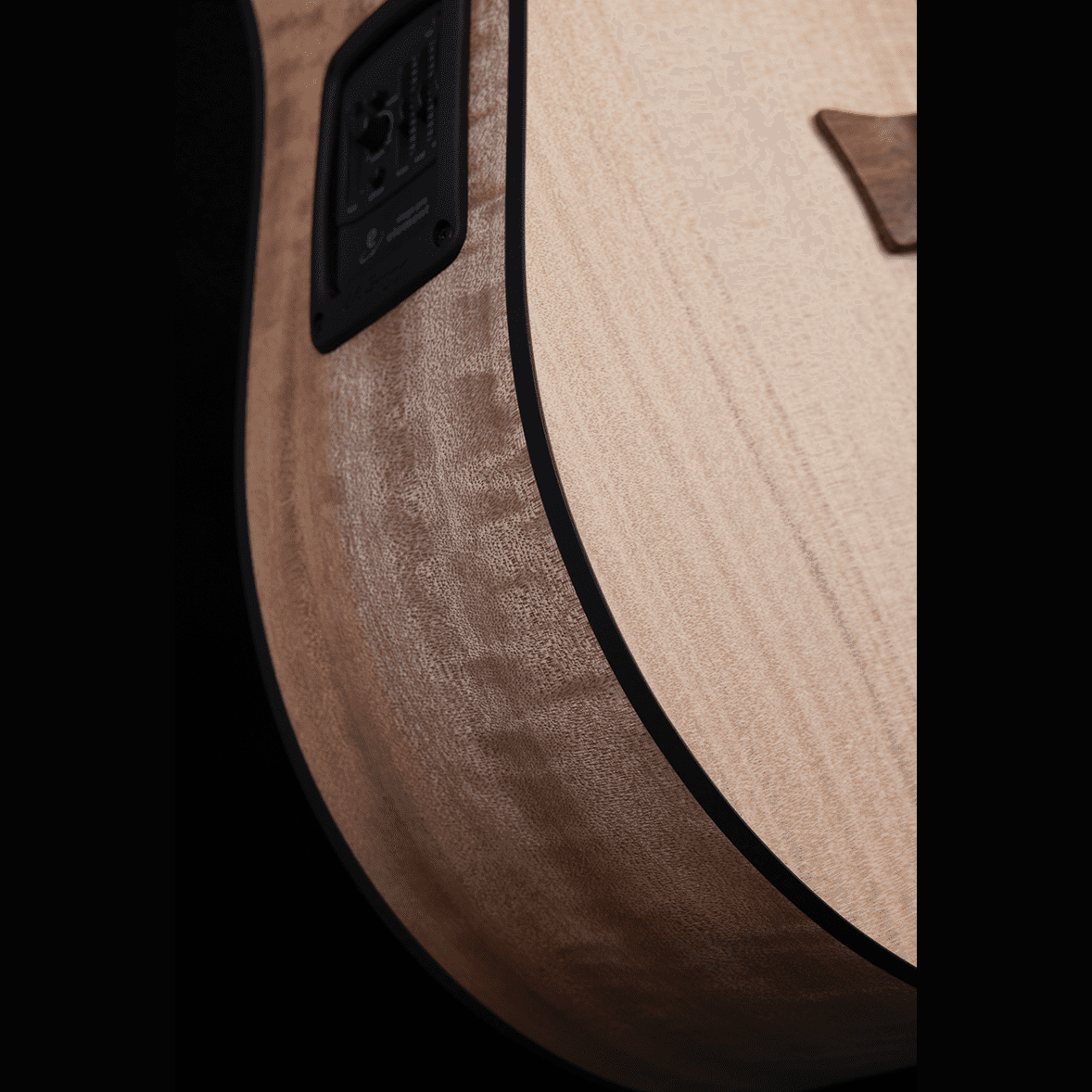 Pratley Classic Series Dreadnought Model Solid Bunya Top, Solid Maple B/S Pratley Guitars Acoustic Guitars