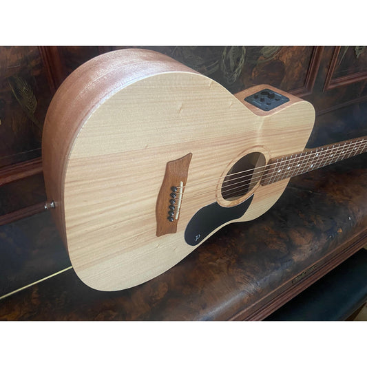 Pratley SL Mini Maple Back/Sides, Bunya Top, Solid Top & Sides w/Pickup Pratley Guitars Acoustic Guitars