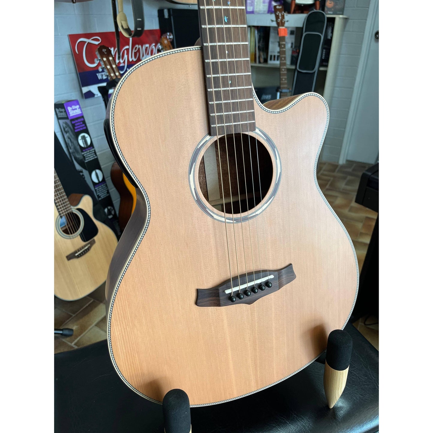 Acoustic Guitars Tanglewood Guitars GIG Guitars