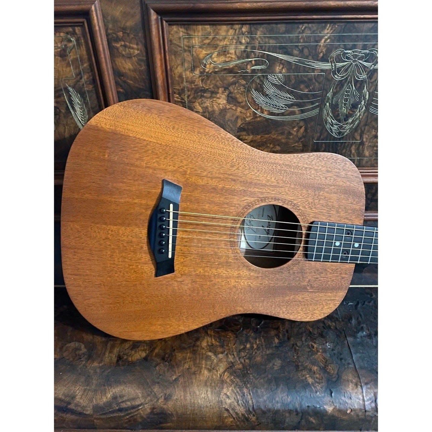 Acoustic Guitars Taylor GIG Guitars
