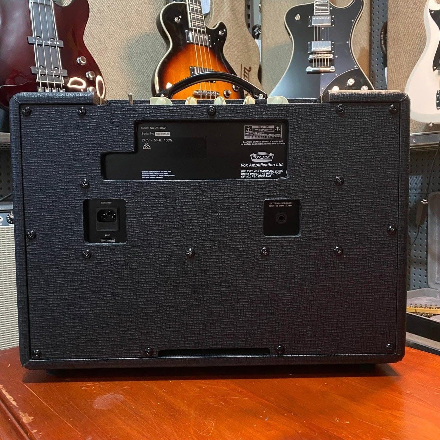 Electric Amps VOX GIG Guitars