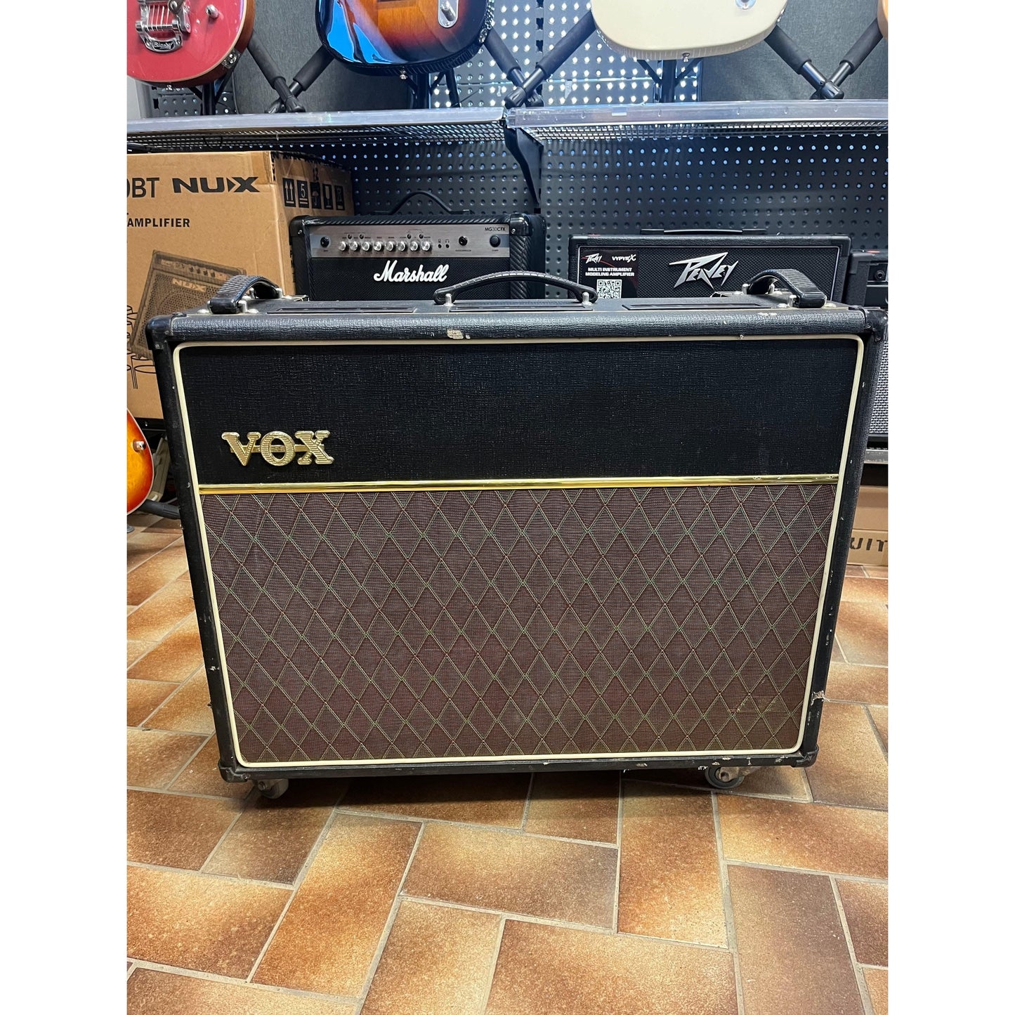 Electric Amps VOX GIG Guitars