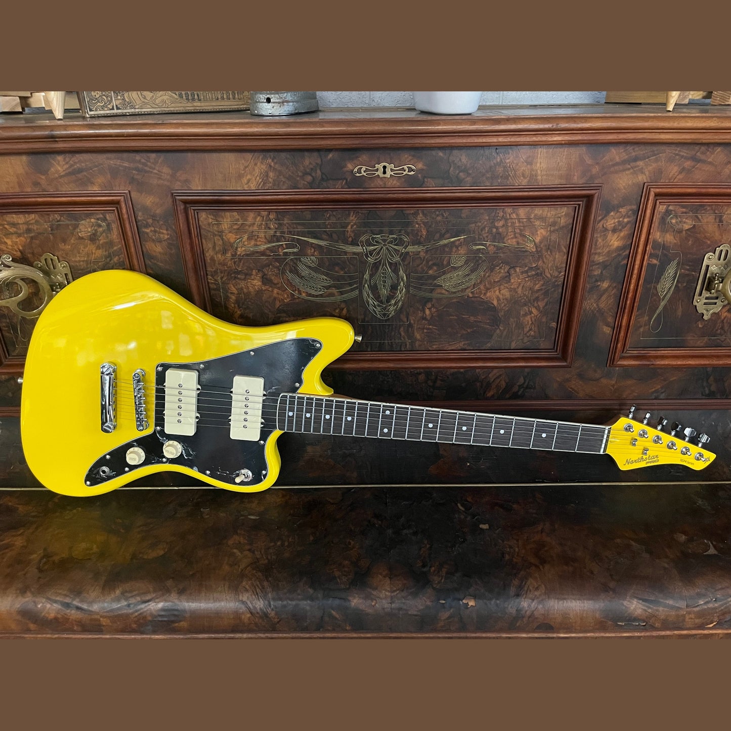 Northstar Pro Commander Electric Guitar Graffiti Yellow Gloss