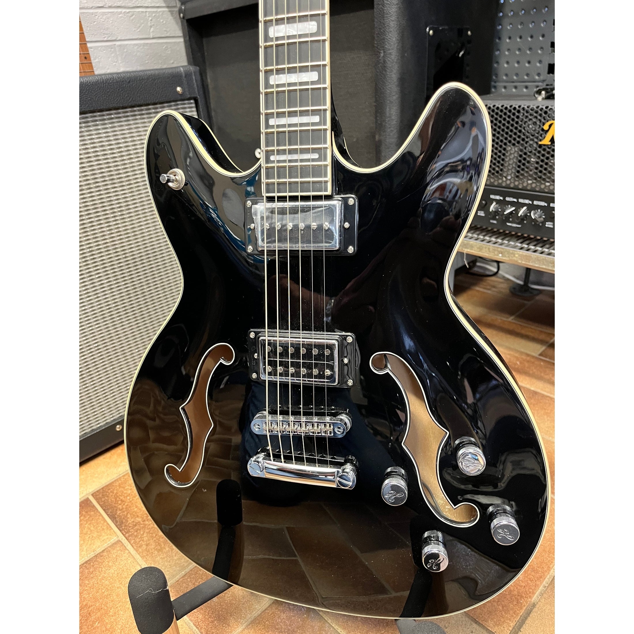 Hagstrom Viking Deluxe Baritone Semi-Hollow Guitar in Black Gloss