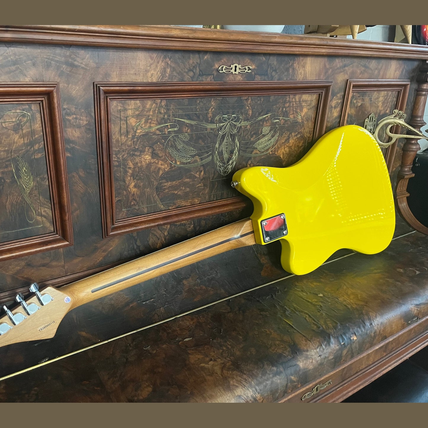 Northstar Pro Commander Electric Guitar Graffiti Yellow Gloss