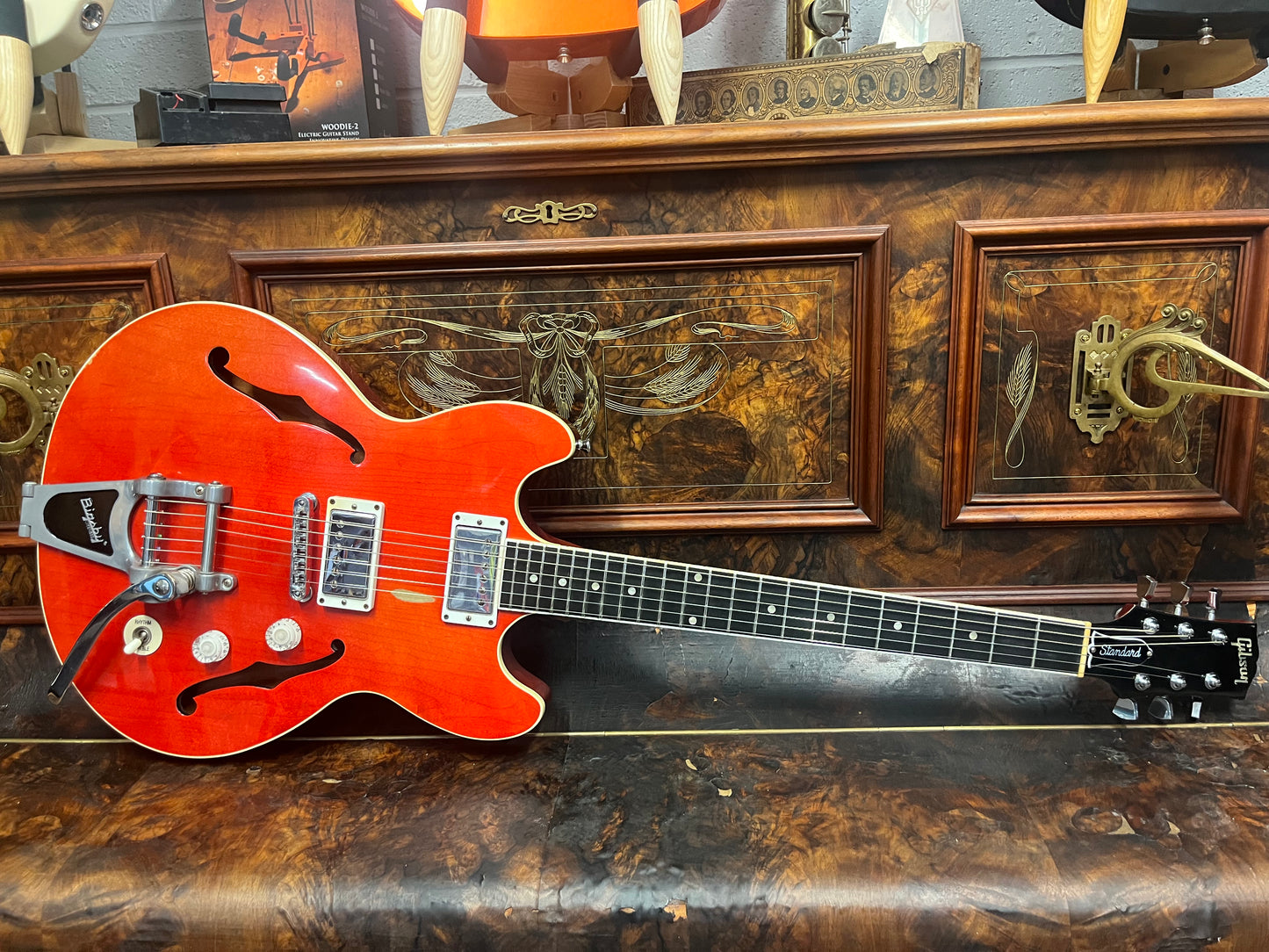 Gibson Midtown Standard with Bigsby Faded Red