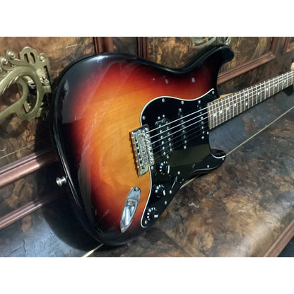 Fender American Special Stratocaster HSS, Rosewood Fingerboard, 3-Color Sunburst - GIG Guitars