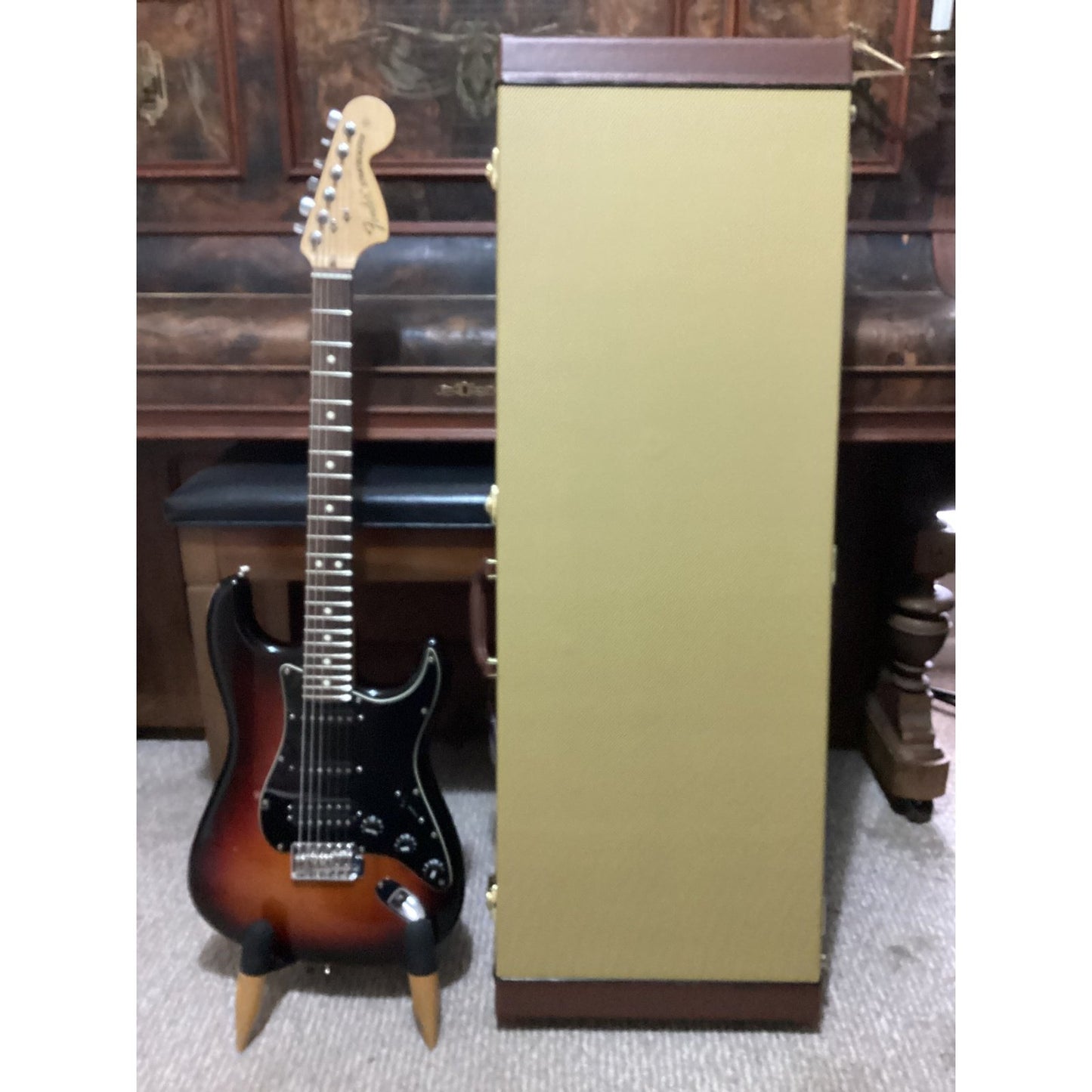 Fender American Special Stratocaster HSS, Rosewood Fingerboard, 3-Color Sunburst