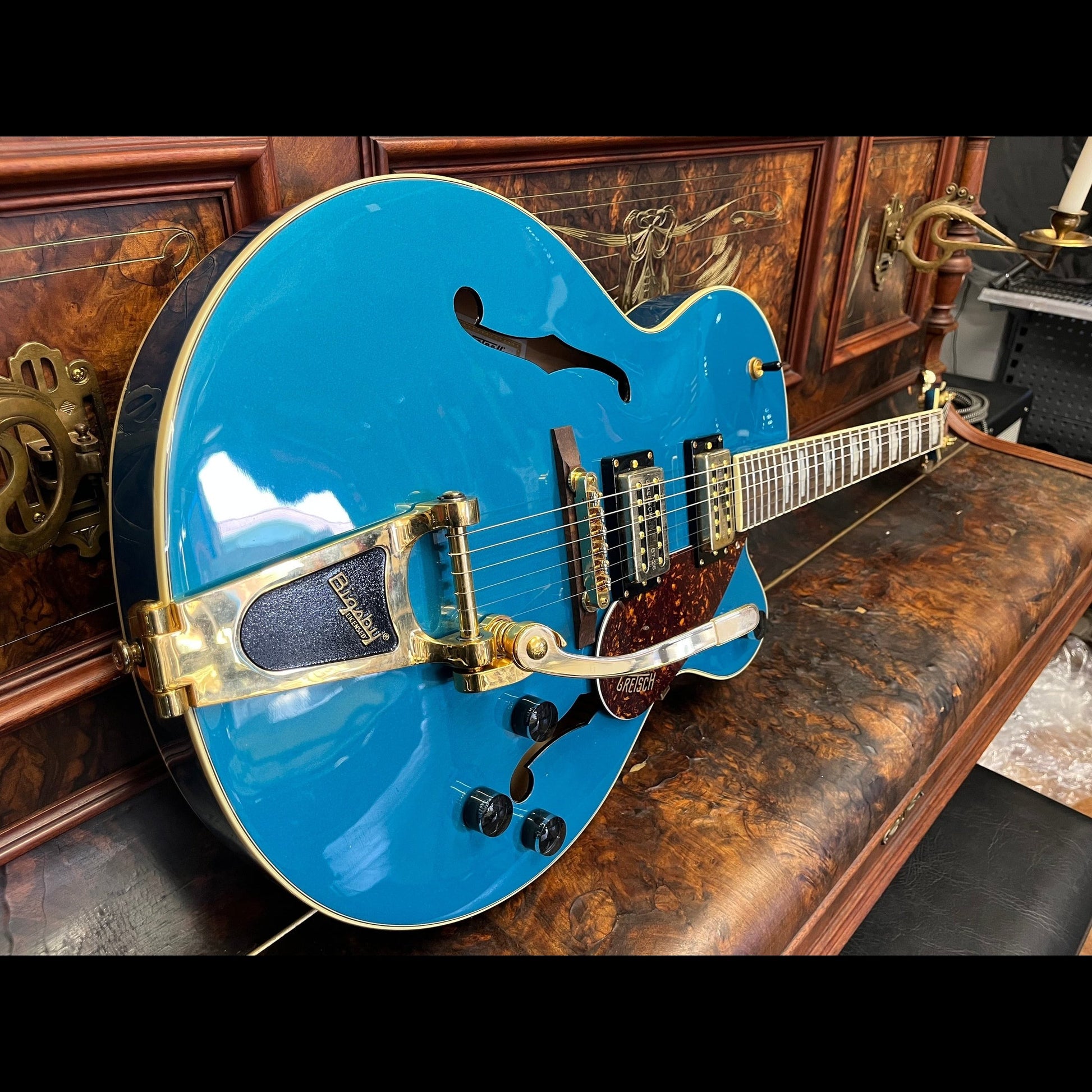 Gretsch G2410TG Streamliner Hollow Body with Bigsby - Ocean Turquoise USED