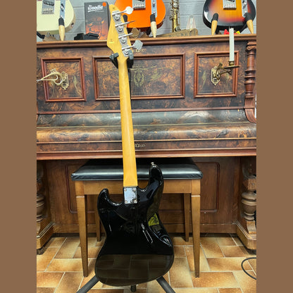 Bass Guitars Sceptre GIG Guitars