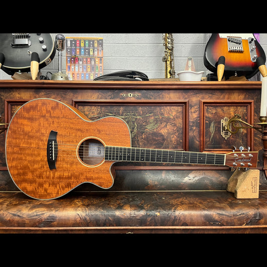 Tanglewood TWUSFCE Union Solid Top SuperFolk C/E