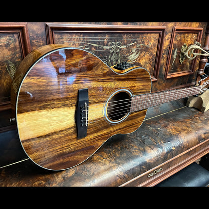 Martinez MAU‑51G‑JTK Acoustic‑Electric Short‑Scale Guitar – Gloss Finish | GIG Guitars