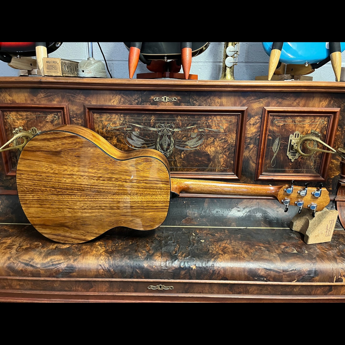 Martinez MAU‑51G‑JTK Acoustic‑Electric Short‑Scale Guitar – Gloss Finish | GIG Guitars