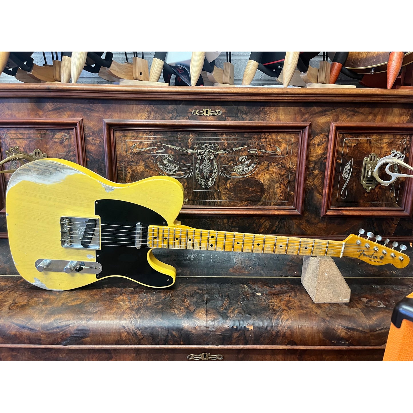 Fender Electric Guitars Collectable, Used, Vintage 4