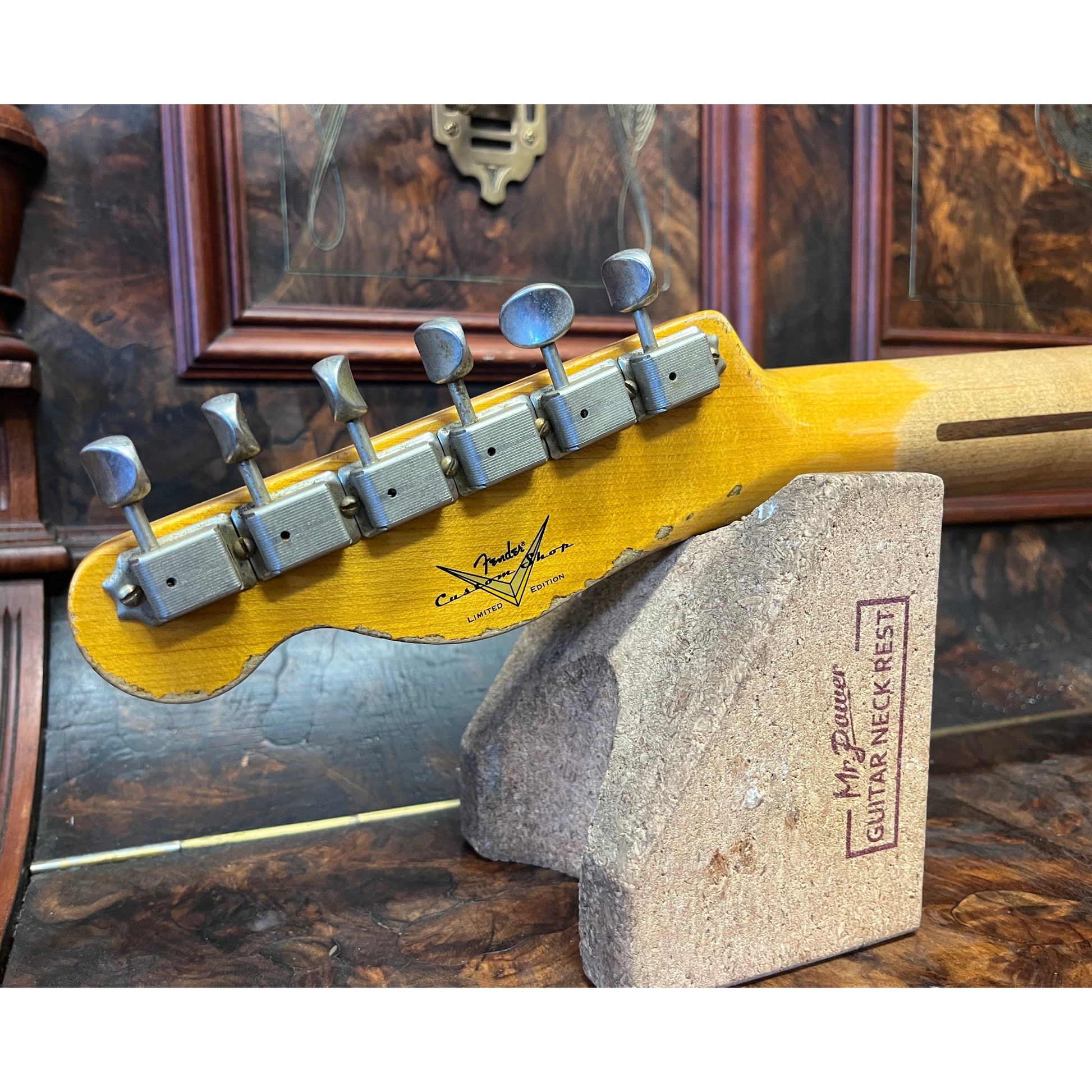 Fender Electric Guitars Collectable, Used, Vintage 15