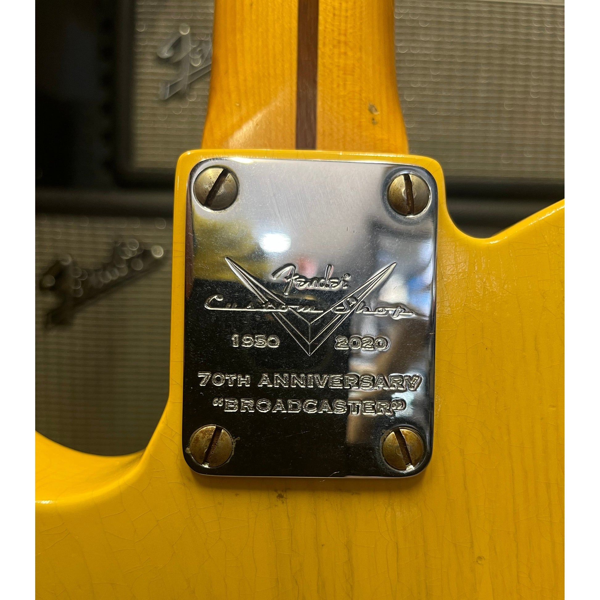 Fender Electric Guitars Collectable, Used, Vintage 16