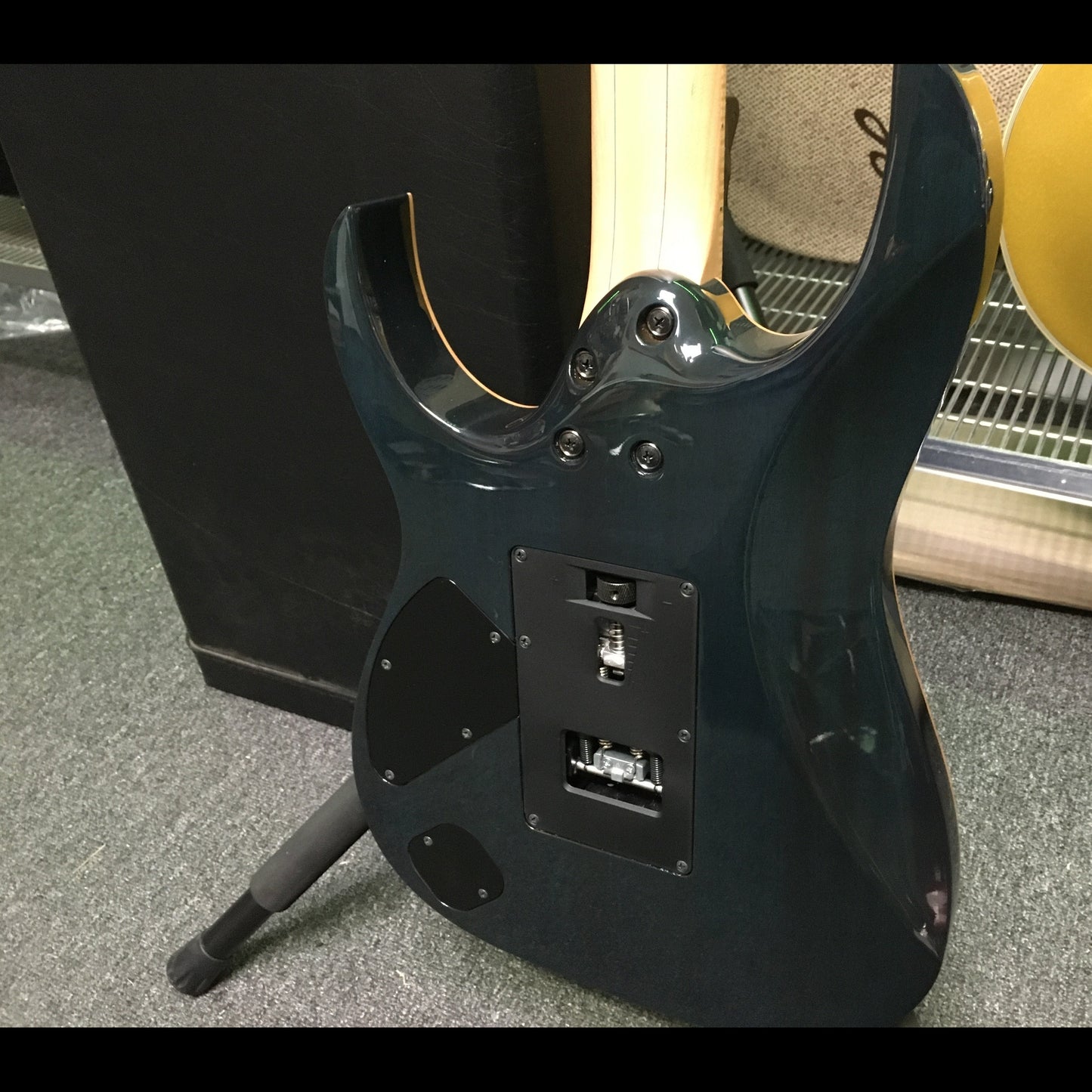 Ibanez JCRG20136 J-Custom Electric Guitar – Quilted Maple Top | GIG Guitars