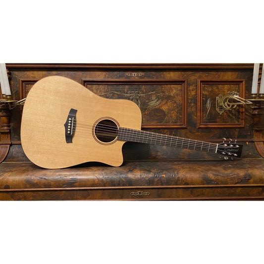 Tanglewood TWJDCE Java Dreadnought C/E Acoustic Guitar with DCM Premium Case TWJDCE-P