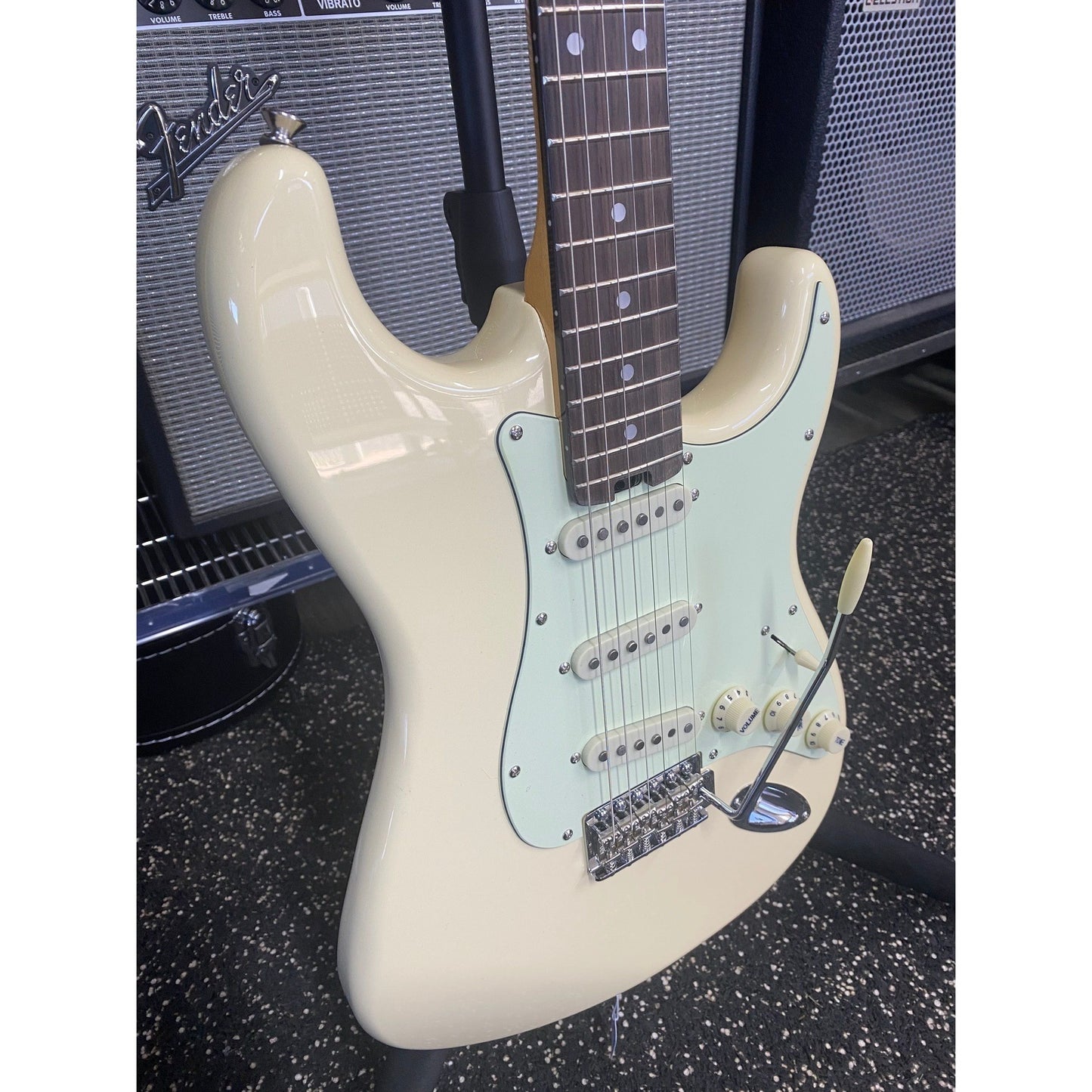 Aria STG-62 Modern Classics Series Electric Guitar in Vintage White with Mint Green Pickguard