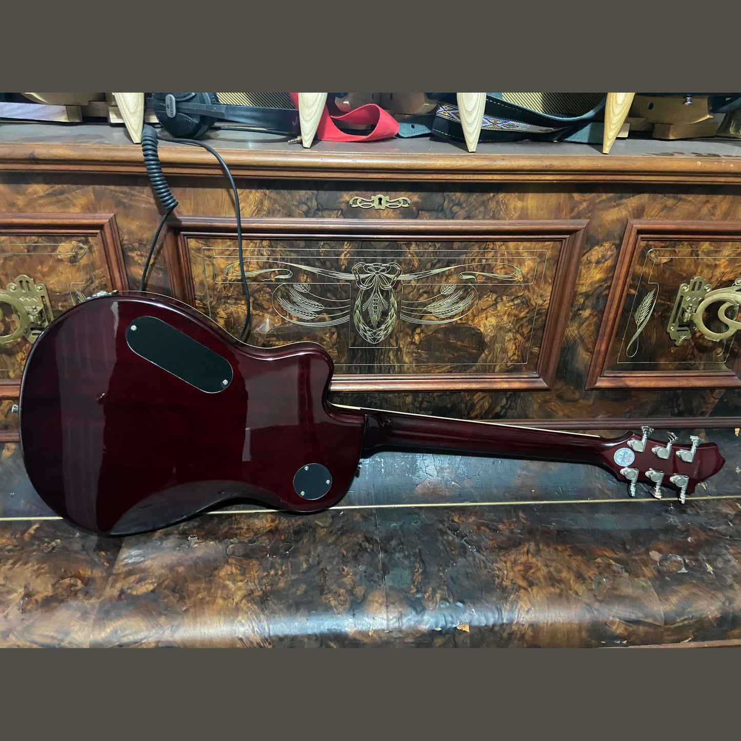 Hagstrom 2007  Limited Edition D2F Deluxe-F Mandarin Burst