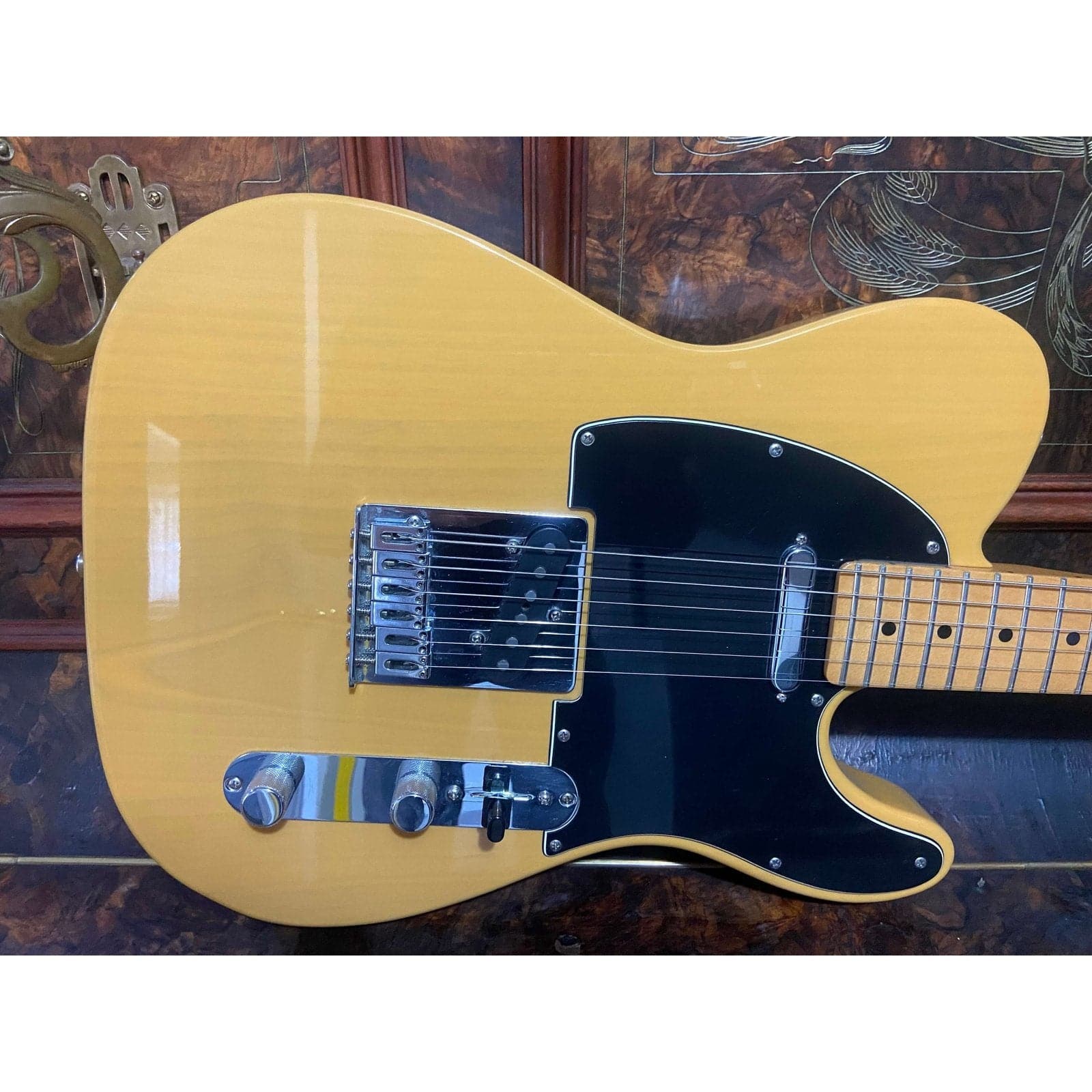 Fender Player Telecaster®, Maple Fingerboard, Butterscotch Blonde - GIG Guitars