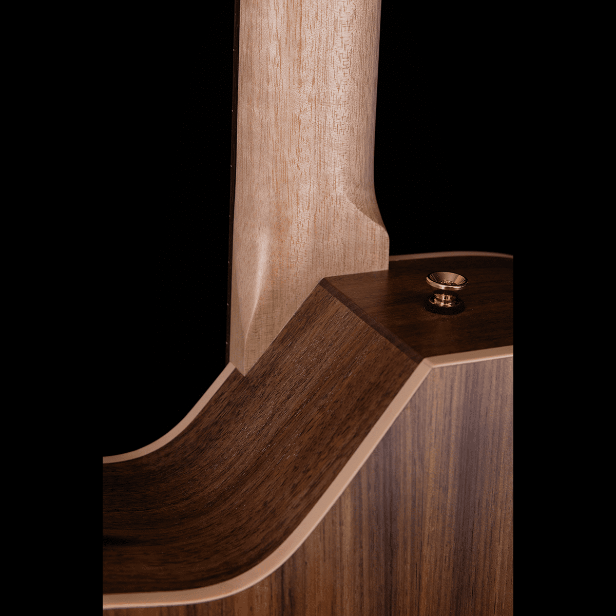 Pratley Studio Series OM Cutaway Model Blackwood B/S Australian Cedar Top