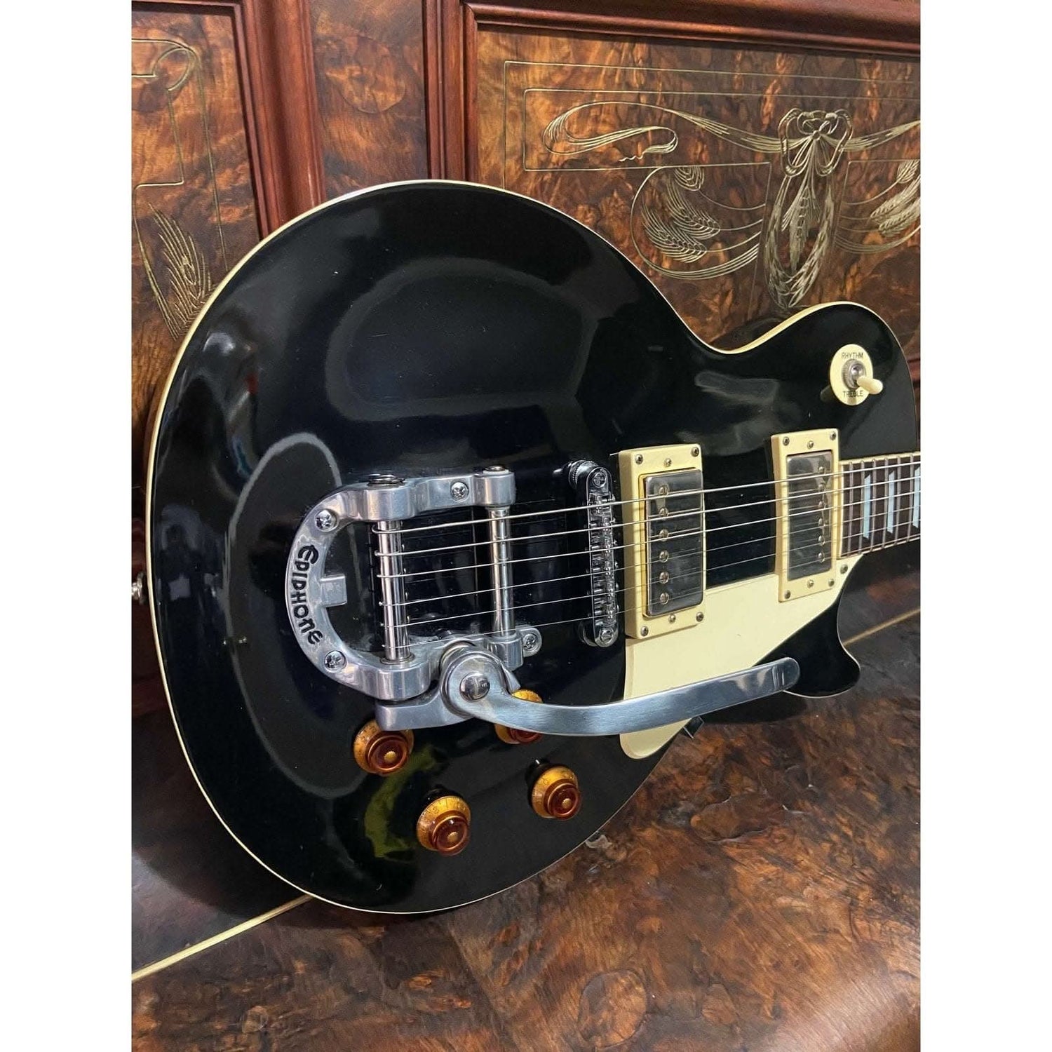 Rare 1999 Epiphone Les Paul Vibratone Black - GIG Guitars