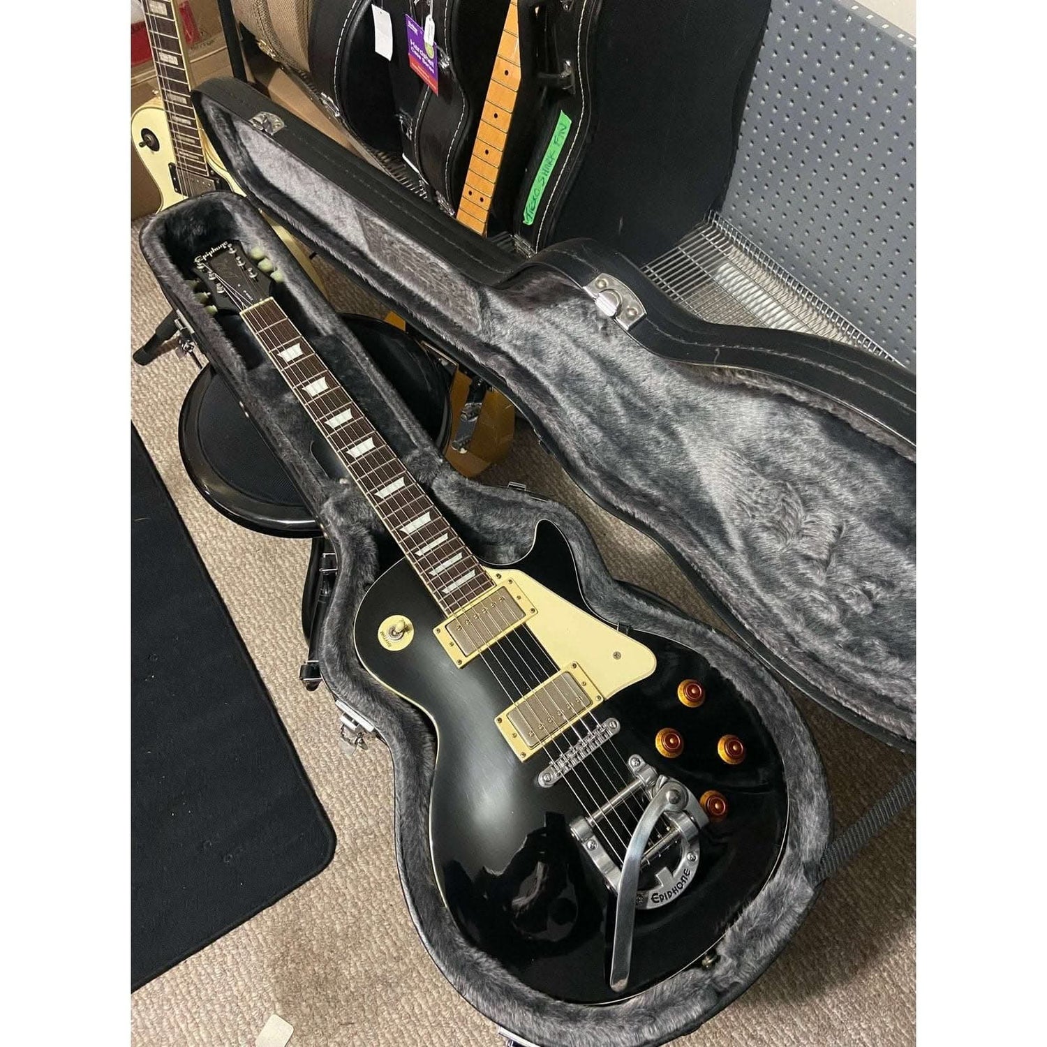 Rare 1999 Epiphone Les Paul Vibratone Black - GIG Guitars