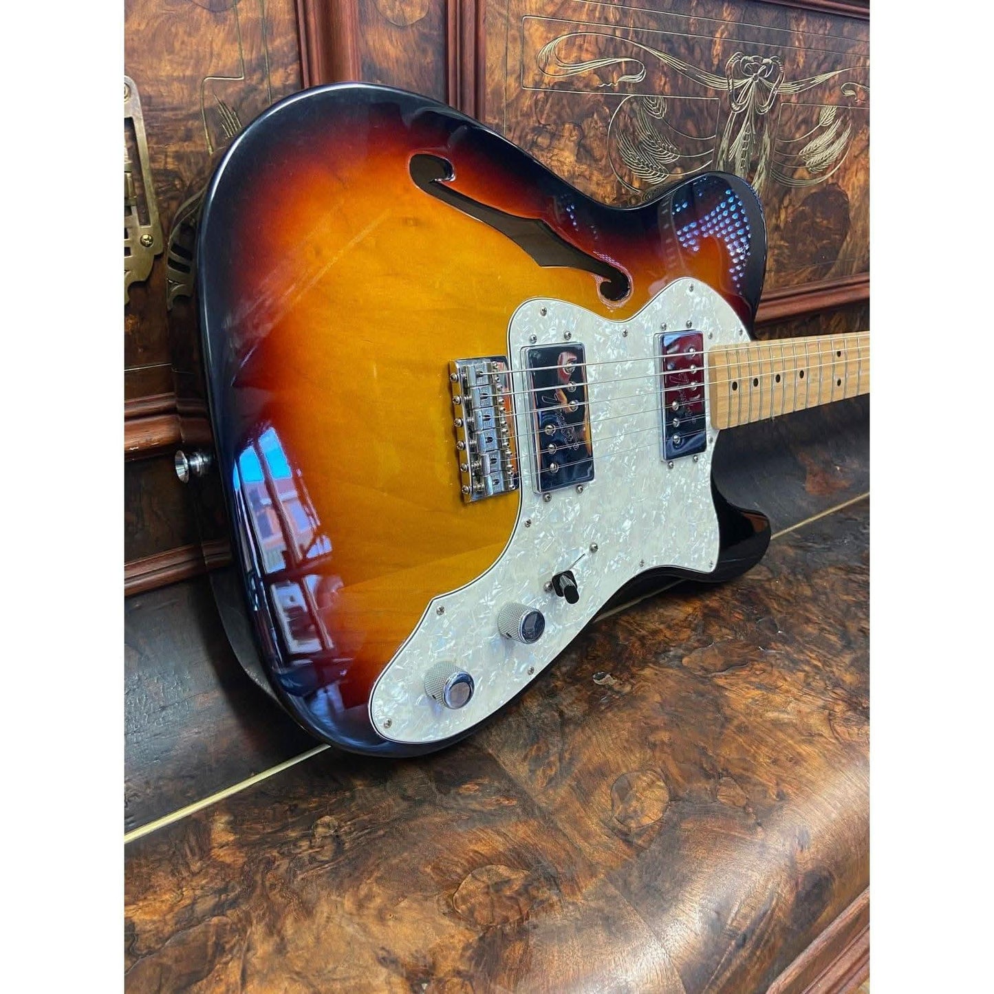 Fender Telecaster Thinline Classic Series ’72 Sunburst 2014 - GIG Guitars