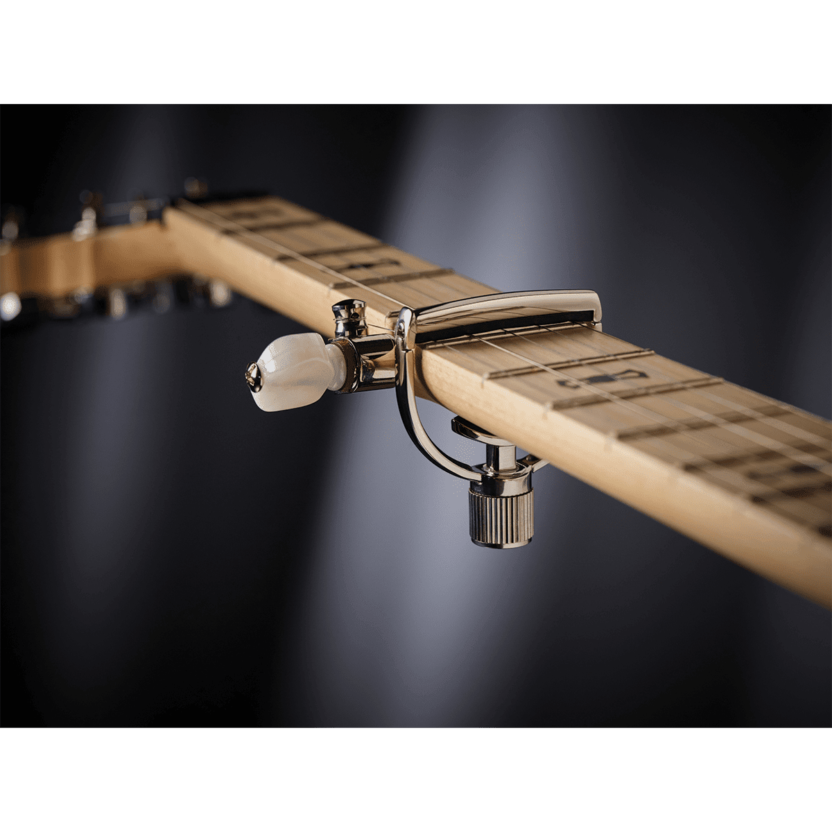 Capos G7th GIG Guitars