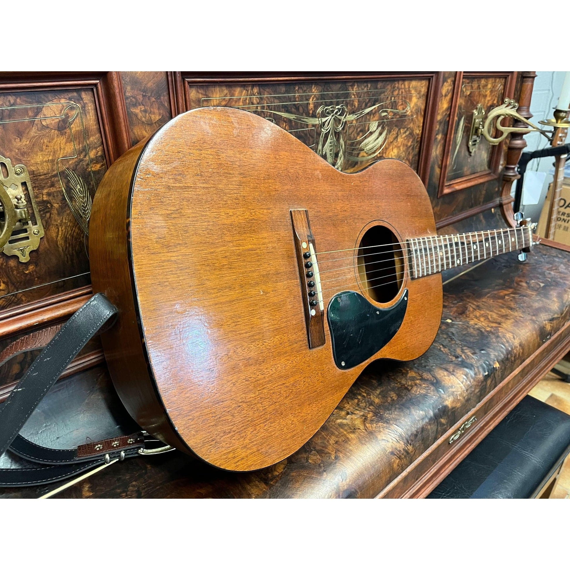 1959 Gibson LG-0 Acoustic Guitar - Fair Condition, Vintage Sound